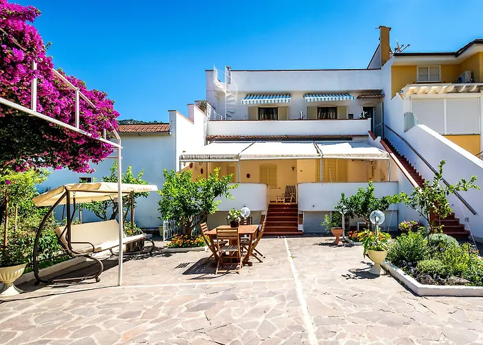 Iolanda Casa de hóspedes 4*